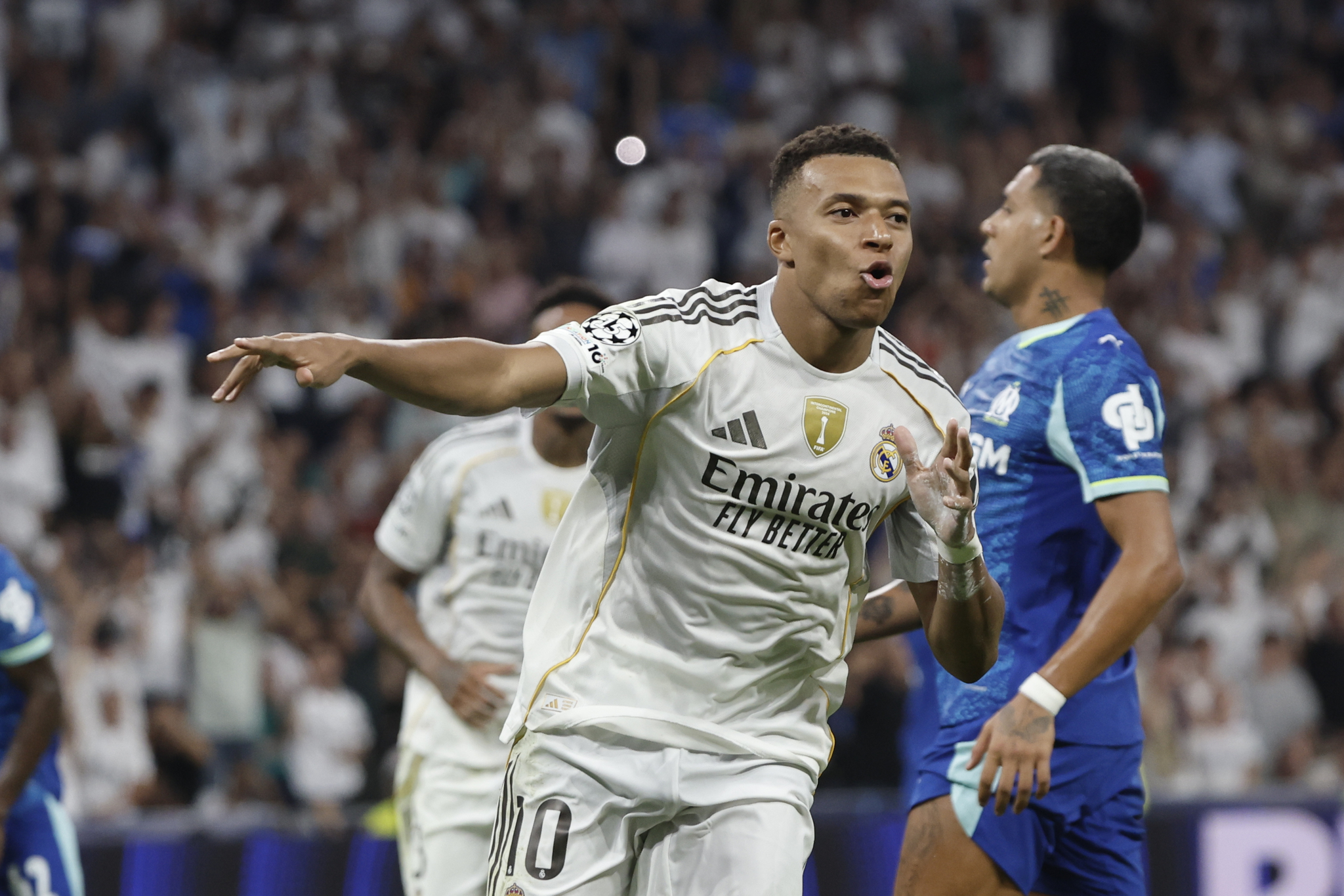 Real Madridi e mund me vështirësi Marseillen, falë dy penalltive të Mbappe! Real Madridi e mund me vështirësi Marseillen, falë dy penalltive të Mbappe!