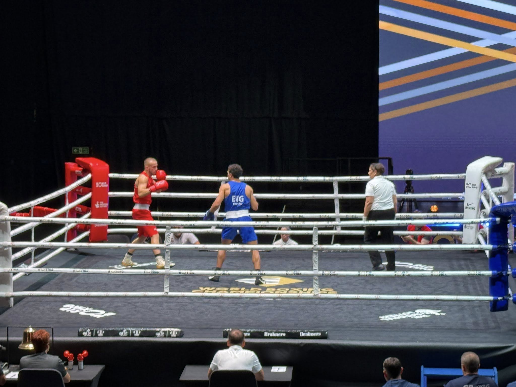 Botërori i Boksit në Liverpool: Shpëtim Bajoku eliminohet, Donjeta Sadiku në ring sonte Botërori i Boksit në Liverpool: Shpëtim Bajoku eliminohet, Donjeta Sadiku në ring sonte