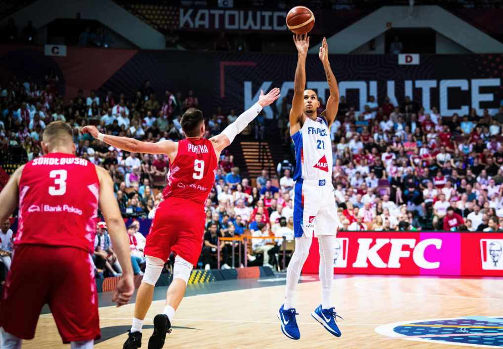 Yabusele shpërthen me rekord personal, Franca ndal Poloninë e pamposhtur Yabusele shpërthen me rekord personal, Franca ndal Poloninë e pamposhtur