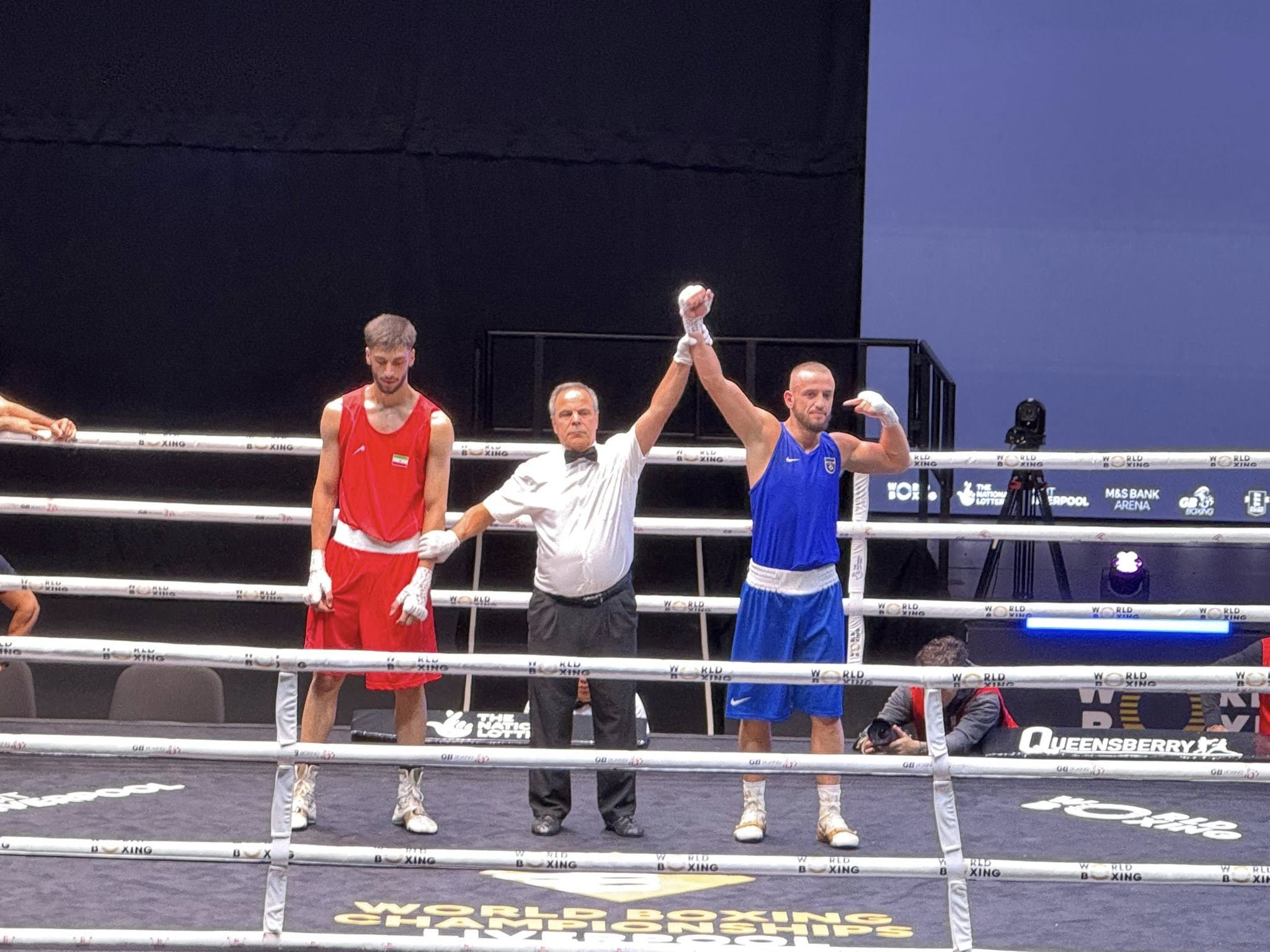 Kampionati Botëror në Boks – Liverpool: Fitore për Shpëtim Bajokun në debutimin e tij