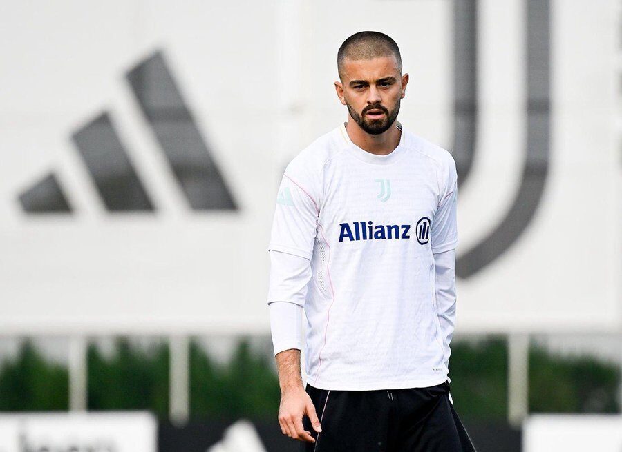 Igor Tudor zbulon kur Edon Zhegrova mund të debutojë për Juventusin pas 9 muajsh mungesë Igor Tudor zbulon kur Edon Zhegrova mund të debutojë për Juventusin pas 9 muajsh mungesë